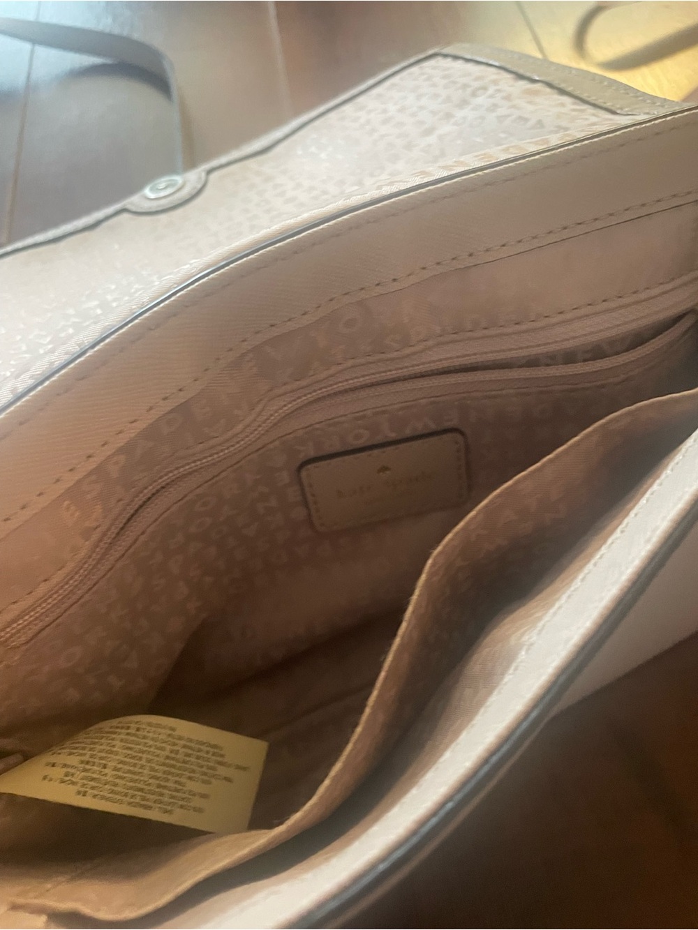 Kate Spade Women's Laurel Crossbody - bought in 2019 - dull pale light pink - Picture 5 of 5